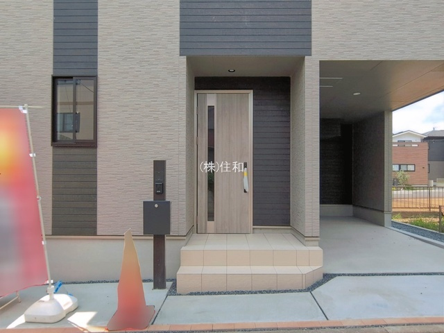 【新築分譲住宅】ふじみ野市南台2丁目925番の玄関