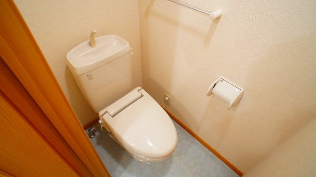 ゆったりとした空間のトイレです