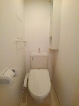清潔感のあるトイレです