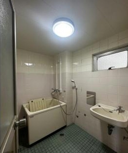 第一福原マンションの浴室