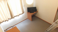ゆったり過ごせる居間です