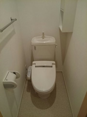 シンプルで使いやすいトイレです