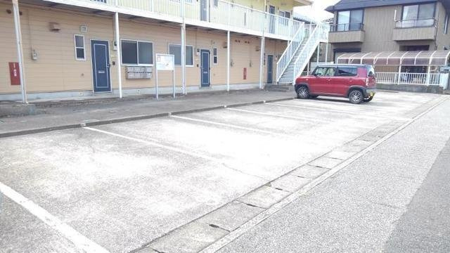 駐車場に車を止められます