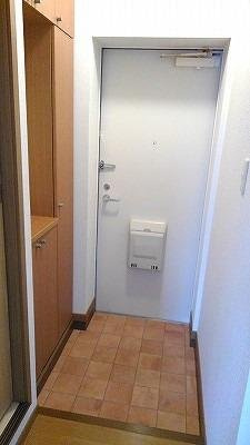明るい玄関です