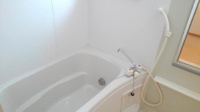 コンパクトで使いやすいお風呂です