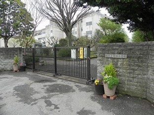 柏市立高田小学校まで550m