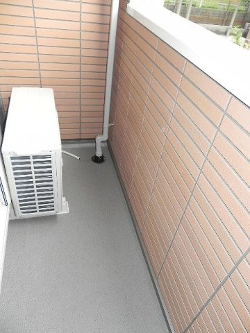 陽当たり良好なバルコニーです