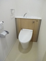 ゆったりとした空間のトイレです