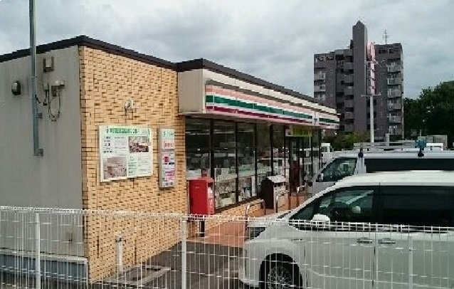 セブンイレブンまで210m