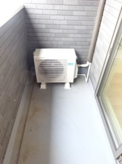 ゆったり過ごせる居間です