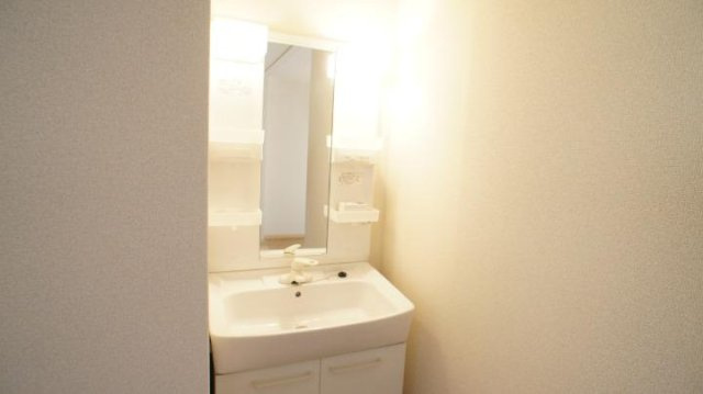 コンパクトで使いやすい洗面所