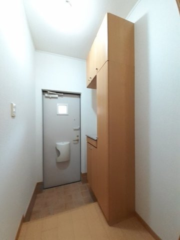 毎日通る玄関はこちらです