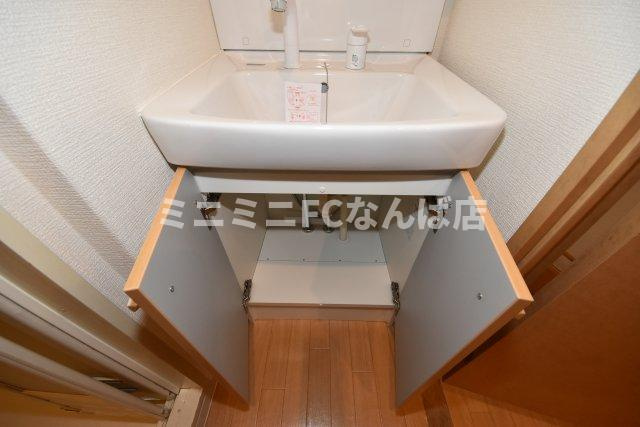 キャピトル靱本町