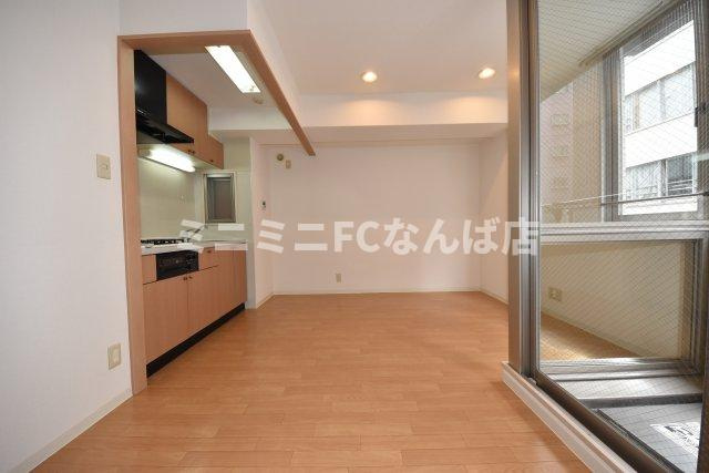 キャピトル靱本町