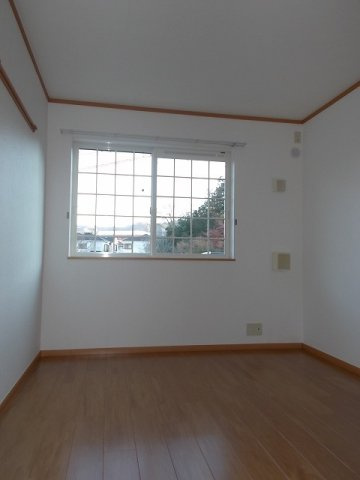 明るい色調の室内です