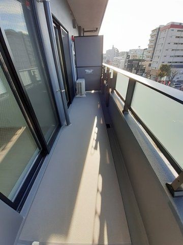 オリヴィエのバルコニー