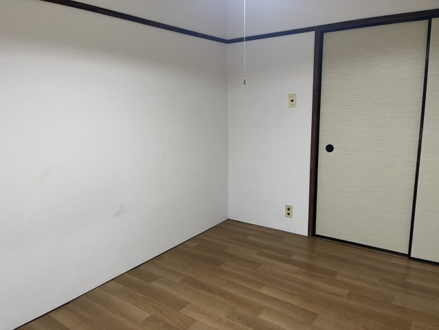 こちらのリビングで趣味の時間をお楽しみください