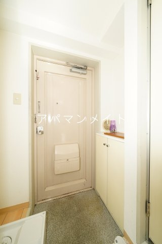 【玄関】 | リエス湘南戸塚ー仲介手数料無料ー | シューズボックス付きです！