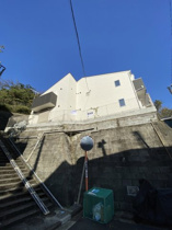 落ち着いた雰囲気の外観です