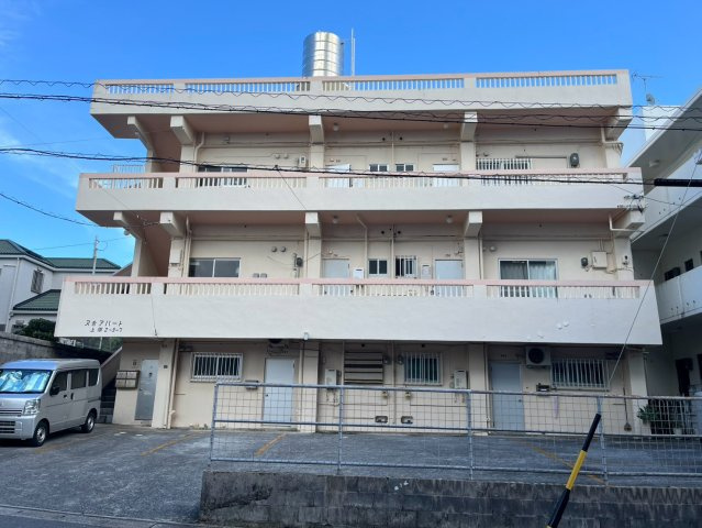 宜野湾市上原2丁目　売アパートの外観