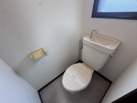 シンプルで使いやすいトイレです