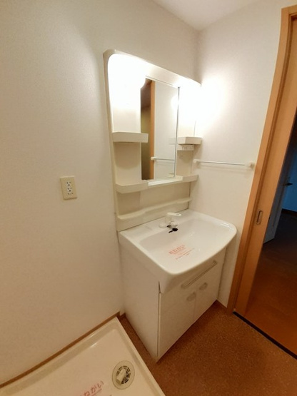 【洗面所】 | 忙しい朝には欠かせない洗面所です