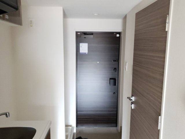 CREVISTA新小岩　(クレヴィスタ)の玄関