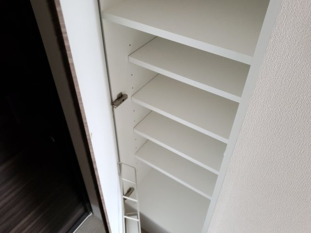 CREVISTA新小岩　(クレヴィスタ)の収納