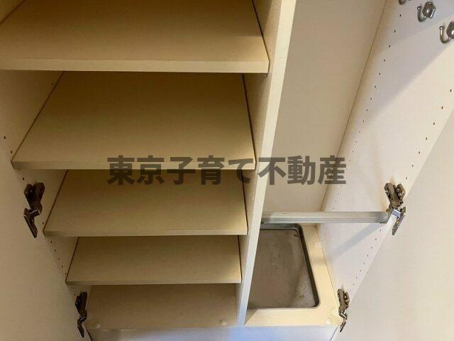 ＳＹＮＥＸ　ＵＥＮＯ－ＭＡＴＳＵＧＡＹＡの収納