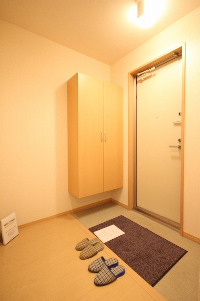 グラシアスの玄関|※お部屋により仕様が異なる場合があります※