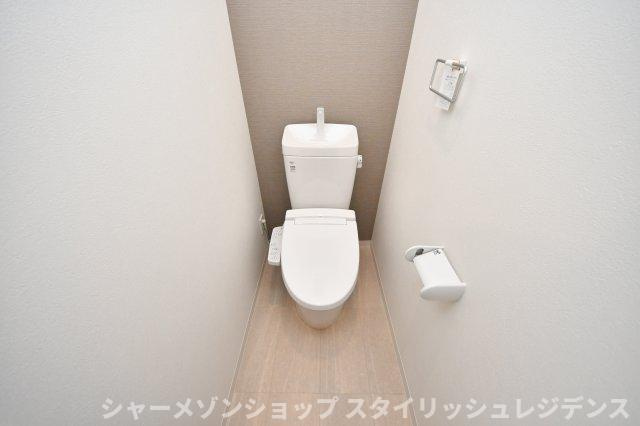 北九州市小倉北区霧ケ丘１丁目の一戸建てのトイレ