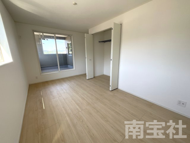 【洋室】 | ②