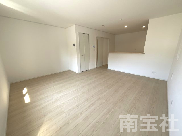 【居間・リビング】