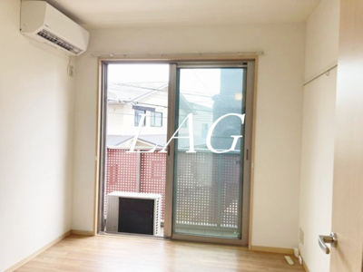 【居間・リビング】 | クラージェ津田沼 | 洋室のお部屋です。