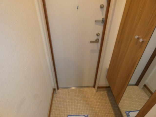 【玄関】