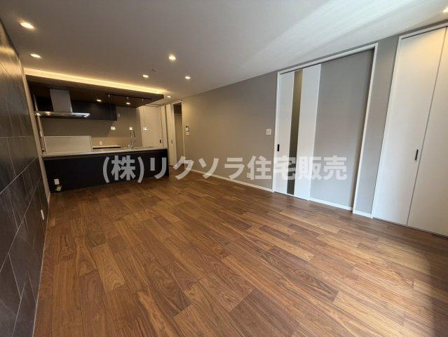 河北中町　中古一戸建ての居間・リビング|LDK17.0帖
■物件内覧・資金計画相談・住宅ローン相談、リフォーム相談、お問合せ受付中■
※当日・翌日のご内覧、ご相談はお電話でのお問合せがスムーズです！