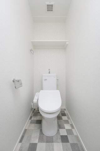 新品家具付きマンション築港本町21(KaGood福岡)のトイレ