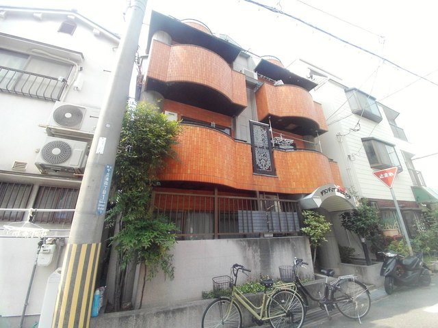 グランディアみなと六甲の外観