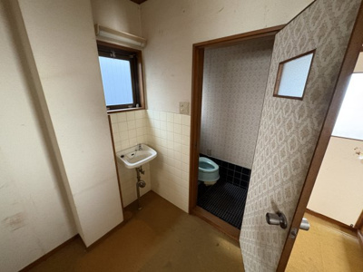  | 平田町1丁目　売ビル