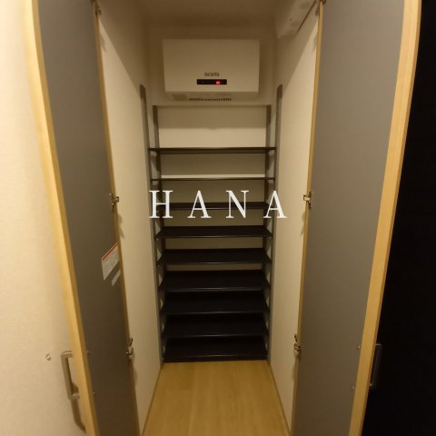 サン・シャトンの収納