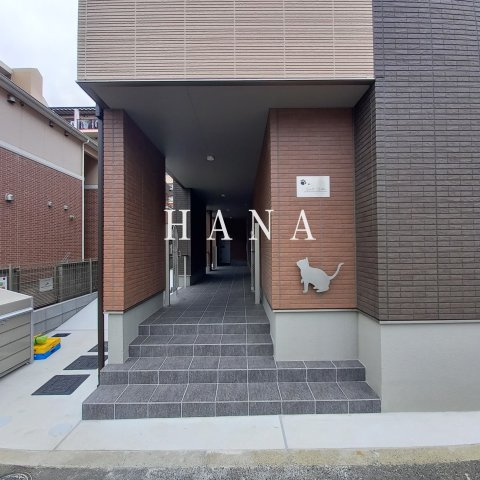 サン・シャトンのエントランス