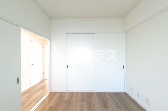 入江住宅の寝室