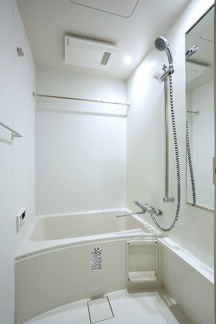 新品家具付きマンション奈良屋町13(KaGood福岡)の浴室