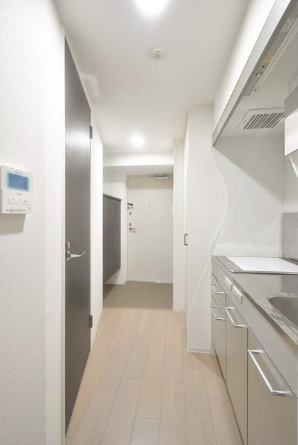 SERENiTE本町エコート（セレニテ本町エコート）　BRAVI不動産の玄関