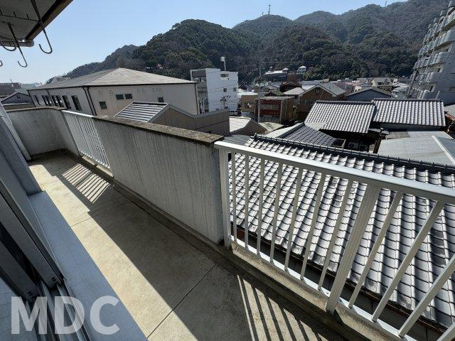 徳島市佐古四番町の賃貸マンションのバルコニー