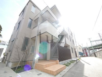 テッティヴェルディ横浜Aの外観
