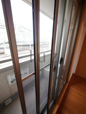 テッティヴェルディ横浜Aのバルコニー|日当たり良好のベランダです。