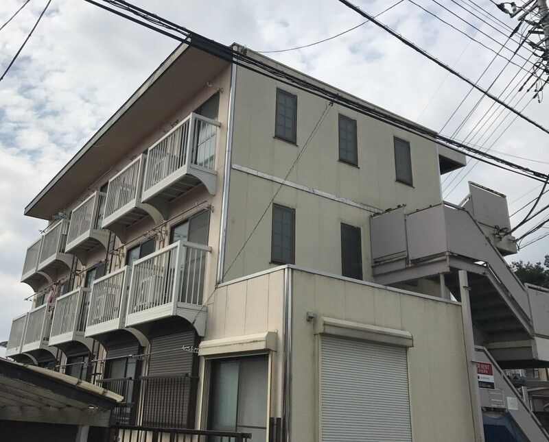 ハイツサンユーの外観