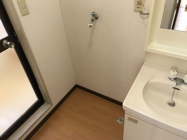 コーポ金子A棟