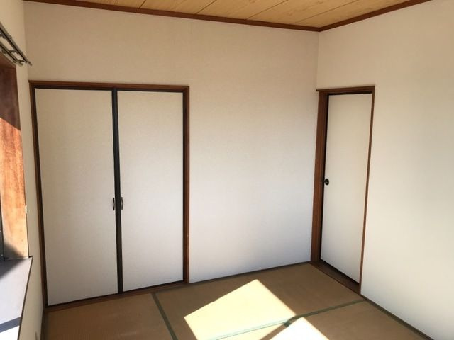 コーポ金子A棟の和室
